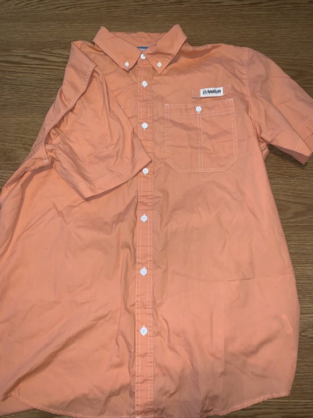 Magellan Outdoors Fish Gear Loose Fit Mens Short Sleeve Salmon Pink Shirt L